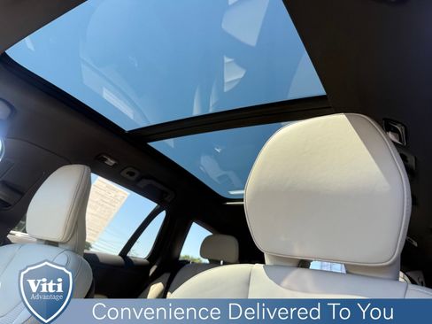Certified 2025 Volvo V60 B5 Cross Country Ultra w/ Protection Package Premier AWD/4WD image 19
