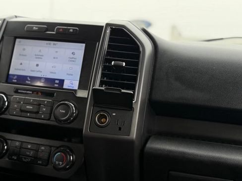 Used 2020 Ford F150 XLT w/ Equipment Group 302A Luxury AWD/4WD image 20