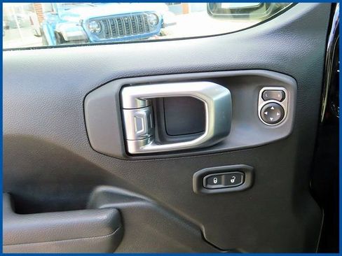 New 2026 Jeep Gladiator Willys image 13