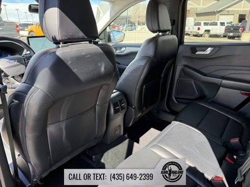 Used 2025 Ford Escape Platinum image 25