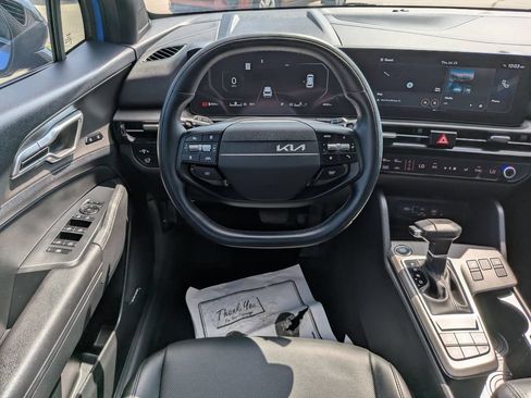 Certified 2026 Kia Sportage X-Line w/ X-Line Technology Package AWD/4WD image 17