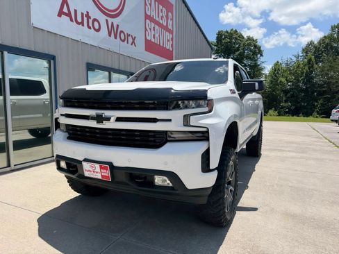 Used 2020 Chevrolet Silverado 1500 RST AWD/4WD image 34