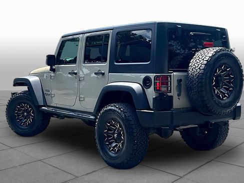 Used 2017 Jeep Wrangler Unlimited Sport w/ Quick Order Package 24S AWD/4WD image 12