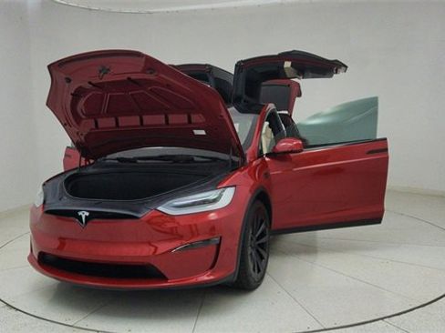 Used 2023 Tesla Model X image 68