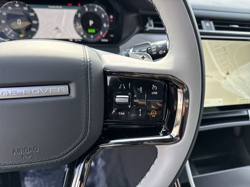 New 2026 Land Rover Range Rover Velar Dynamic SE image 20