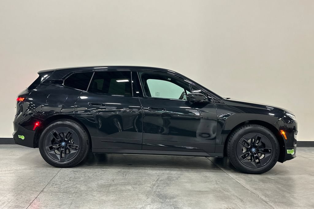 Certified 2024 BMW iX xDrive50 AWD/4WD image 3