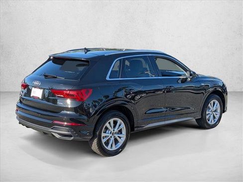 New 2025 Audi Q3 2.0T Premium image 2