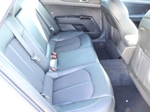 Used 2023 Kia K5 GT-Line image 13