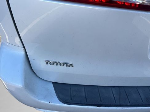 Used 2005 Toyota Sienna XLE image 14