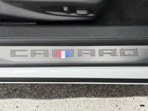 Used 2016 Chevrolet Camaro SS RWD image 28