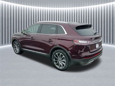 Used 2022 Lincoln Nautilus Reserve image 8