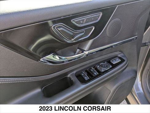 Used 2023 Lincoln Corsair Reserve w/ Equipment Group 201A image 11
