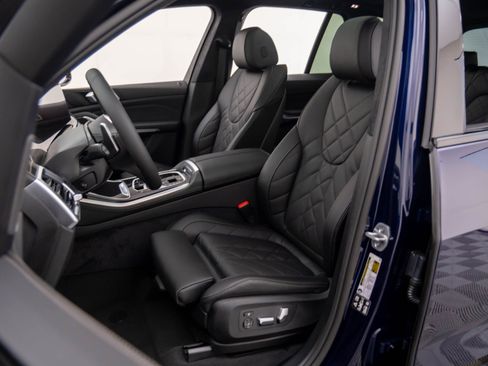 New 2026 BMW X5 xDrive40i w/ M Sport Package AWD/4WD image 16