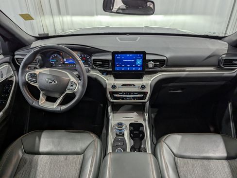 Used 2022 Ford Explorer Timberline w/ Timberline Technology Package AWD/4WD image 15