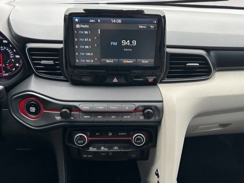 Used 2020 Hyundai Veloster Turbo Ultimate image 13