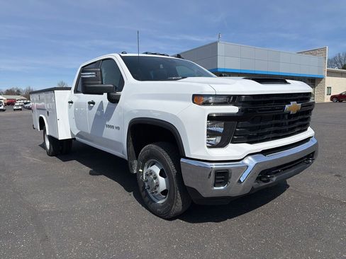 New 2026 Chevrolet Silverado 3500 W/T w/ WT Convenience Package AWD/4WD image 2