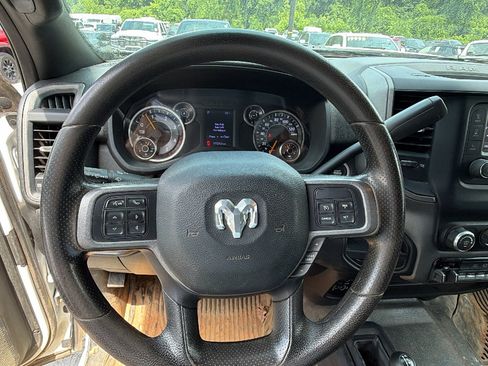 Used 2022 RAM 3500 Tradesman w/ Chrome Appearance Group AWD/4WD image 26