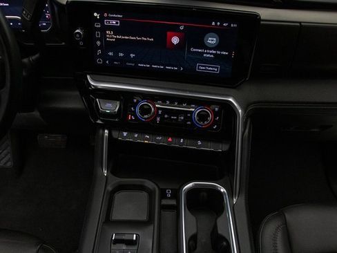 Used 2024 GMC Sierra 2500 Denali w/ Denali Reserve Package image 26