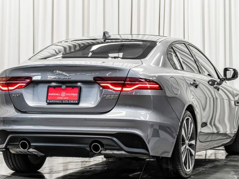 Used 2020 Jaguar XE S image 9