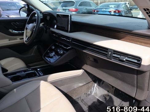 Used 2022 Lincoln Corsair Reserve w/ Equipment Group 201A image 27