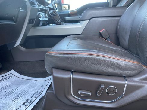 Used 2015 Ford F150 King Ranch w/ Equipment Group 601A Luxury AWD/4WD image 24