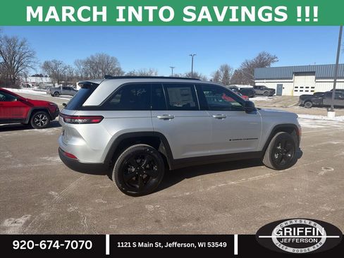 New 2026 Jeep Grand Cherokee Limited w/ Limited Altitude Package image 7