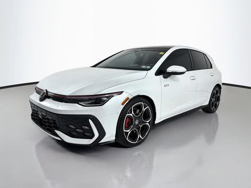 Used 2025 Volkswagen GTI Autobahn FWD image 3