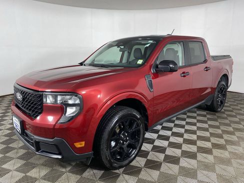 Used 2025 Ford Maverick XLT w/ XLT Luxury Package AWD/4WD image 3