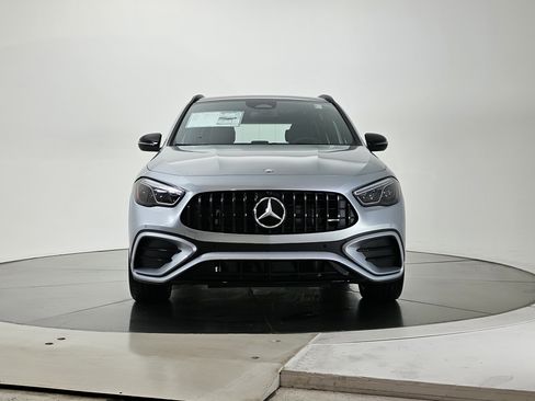 New 2026 Mercedes-Benz GLA 35 AMG 4MATIC image 5