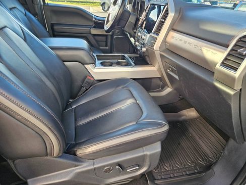 Used 2022 Ford F350 Platinum image 21