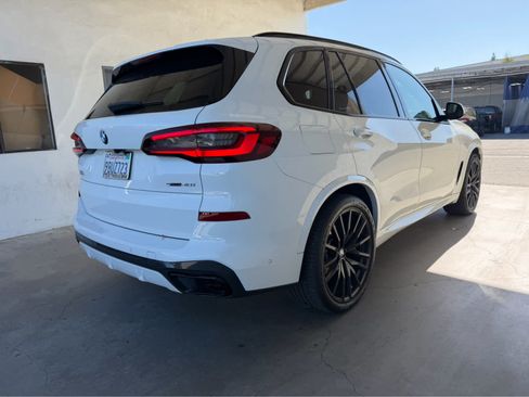 Used 2022 BMW X5 sDrive40i w/ M Sport Package RWD image 4