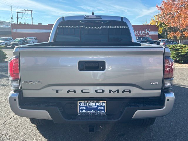 Used 2020 Toyota Tacoma TRD Off-Road w/ TRD Premium Off Road Package AWD/4WD image 5