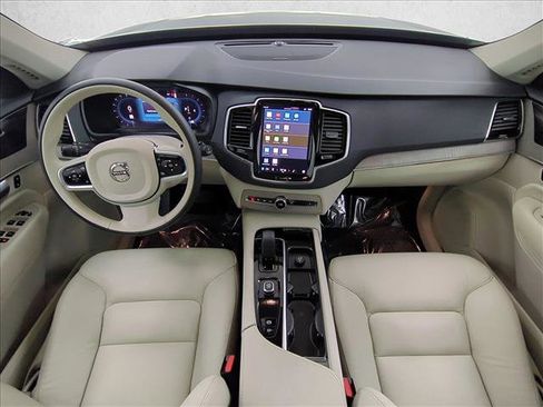 Used 2025 Volvo XC90 B5 Plus w/ Protection Package Premier AWD/4WD image 20