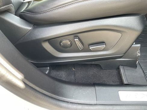 Used 2023 Ford Explorer Limited w/ Class IV Trailer Tow Package image 49