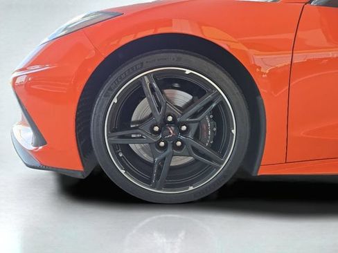 Used 2021 Chevrolet Corvette Stingray Premium Conv w/ Z51 Performance Package RWD image 41