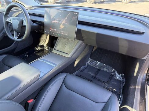 Used 2025 Tesla Model 3 Long Range image 43