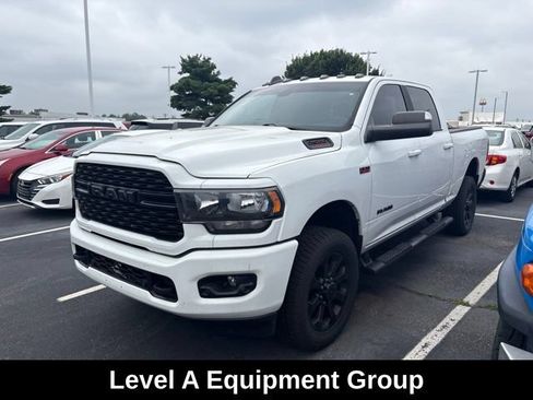Used 2022 RAM 2500 Big Horn w/ Night Edition AWD/4WD image 3