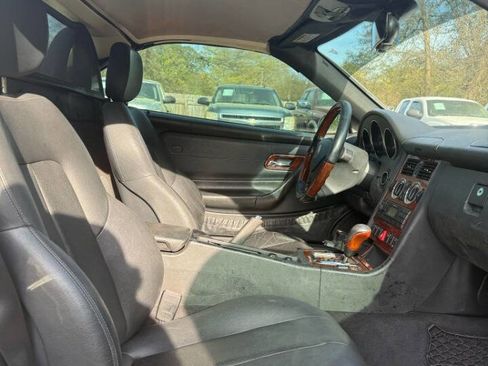 Used 2002 Mercedes-Benz SLK 320 image 11