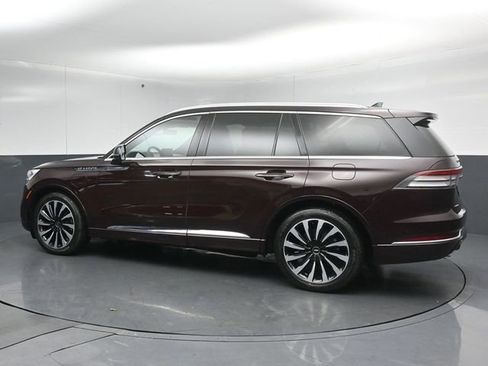 Certified 2023 Lincoln Aviator Black Label Grand Touring w/ Class IV Trailer Tow Package AWD/4WD image 5