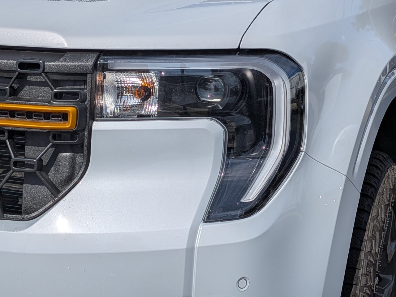 New 2026 Ford Maverick Tremor AWD/4WD image 9