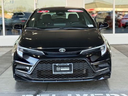 Used 2024 Toyota Corolla SE FWD image 5