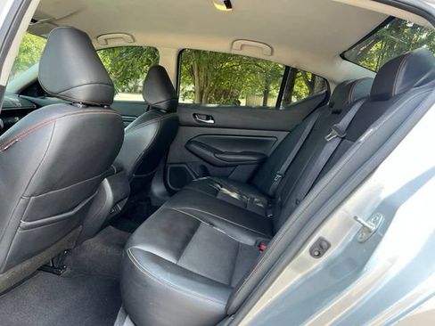 Used 2021 Nissan Altima 2.5 SR FWD image 15