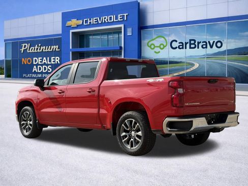 Used 2024 Chevrolet Silverado 1500 LT AWD/4WD image 5