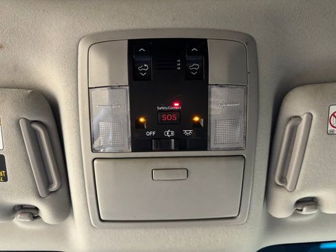 Used 2017 Lexus GX 460 Luxury w/ Sport Design Package image 45