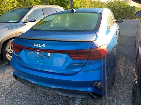 Used 2023 Kia Forte GT-Line w/ GT-Line Technology Package FWD image 4