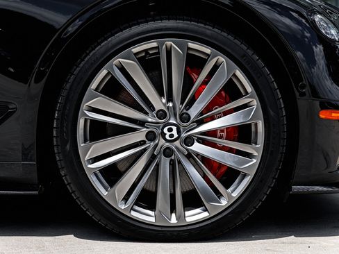 Used 2024 Bentley Continental GT Speed image 7