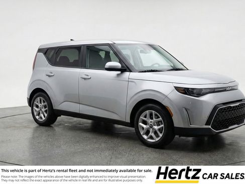 Used 2025 Kia Soul LX w/ LX Technology Package image 1