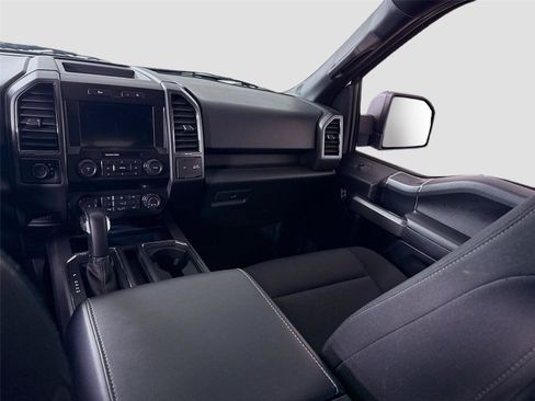 Used 2020 Ford F150 XLT w/ Equipment Group 302A Luxury AWD/4WD image 16