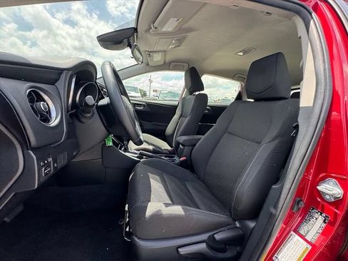 Used 2018 Toyota Corolla iM FWD image 14