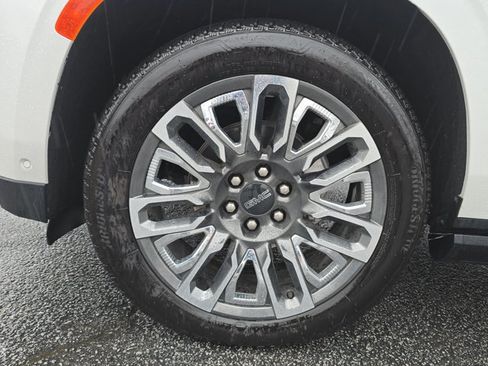 Used 2023 GMC Yukon XL Denali Ultimate image 23